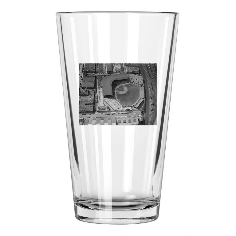 1933 Boston Braves Braves Field 'The Bee Hive' Photo Pint Beer Drinking Glass