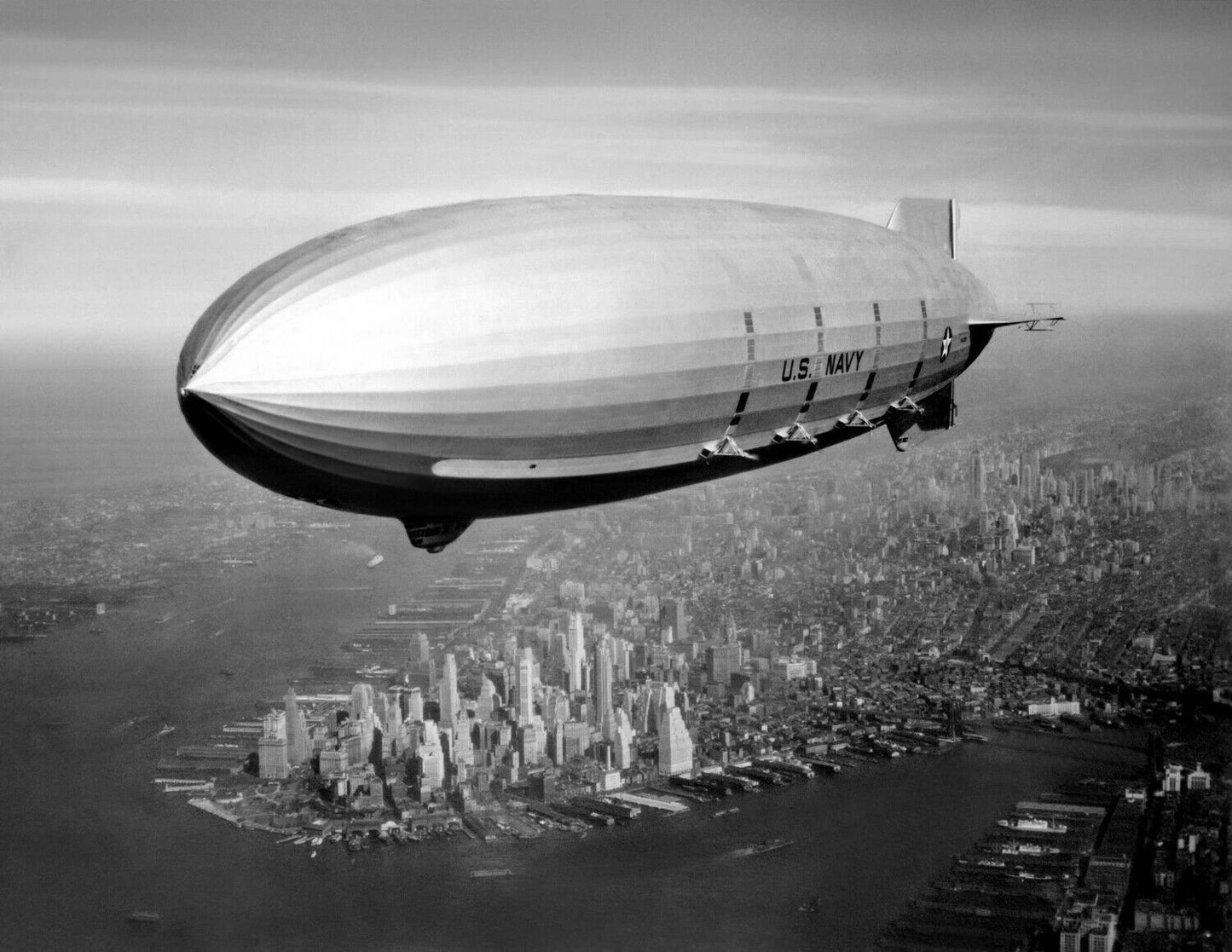 1933 Uss Macon Airship Over New York City Vintage Picture Magnet Reprint