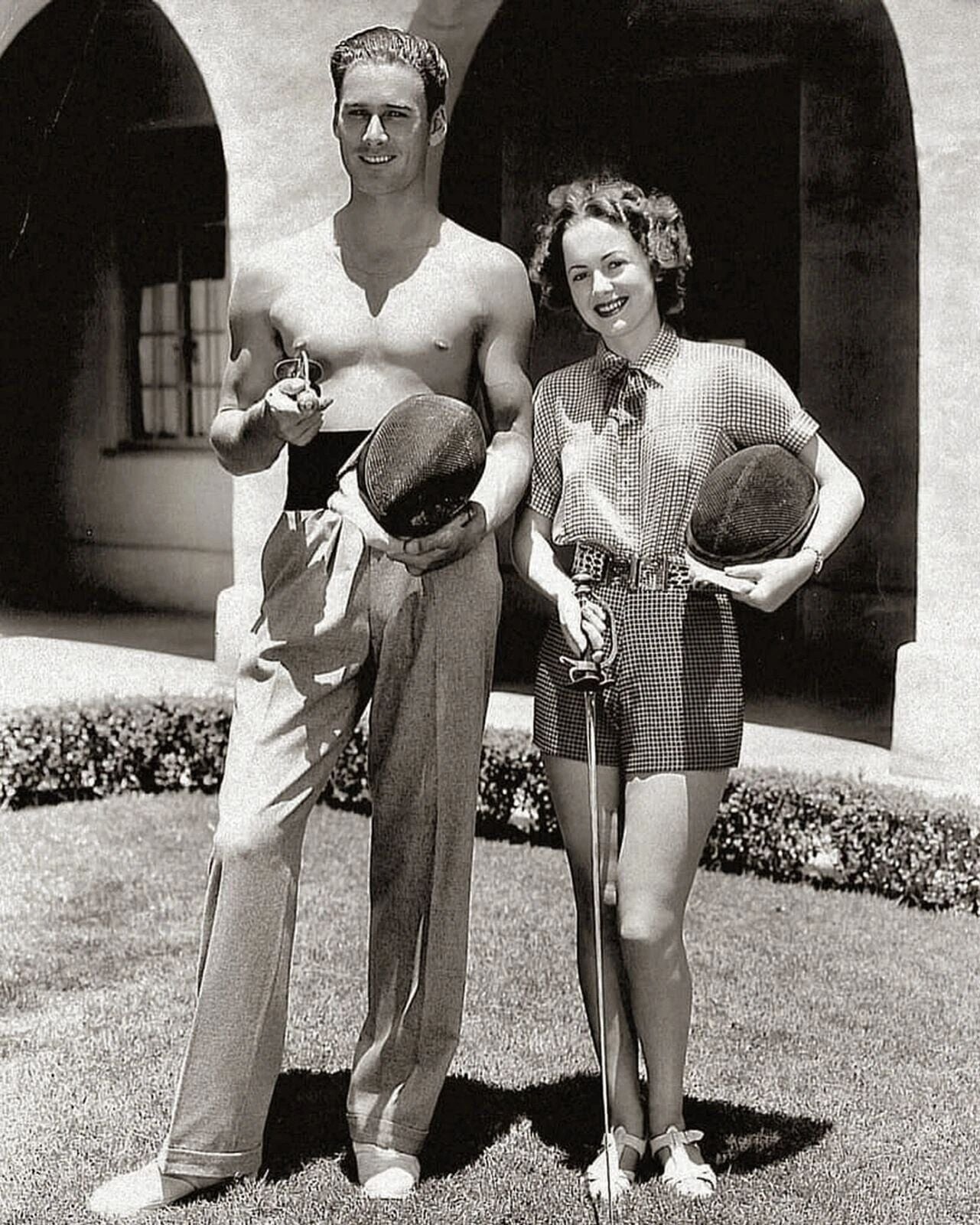 1935 Errol Flynn & Olivia De Havilland Captain Blood Movie Poster Photo