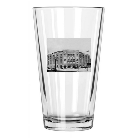 1935 New York Old Yankees Stadium Photo Ballpark Pint Beer Drinking Glass