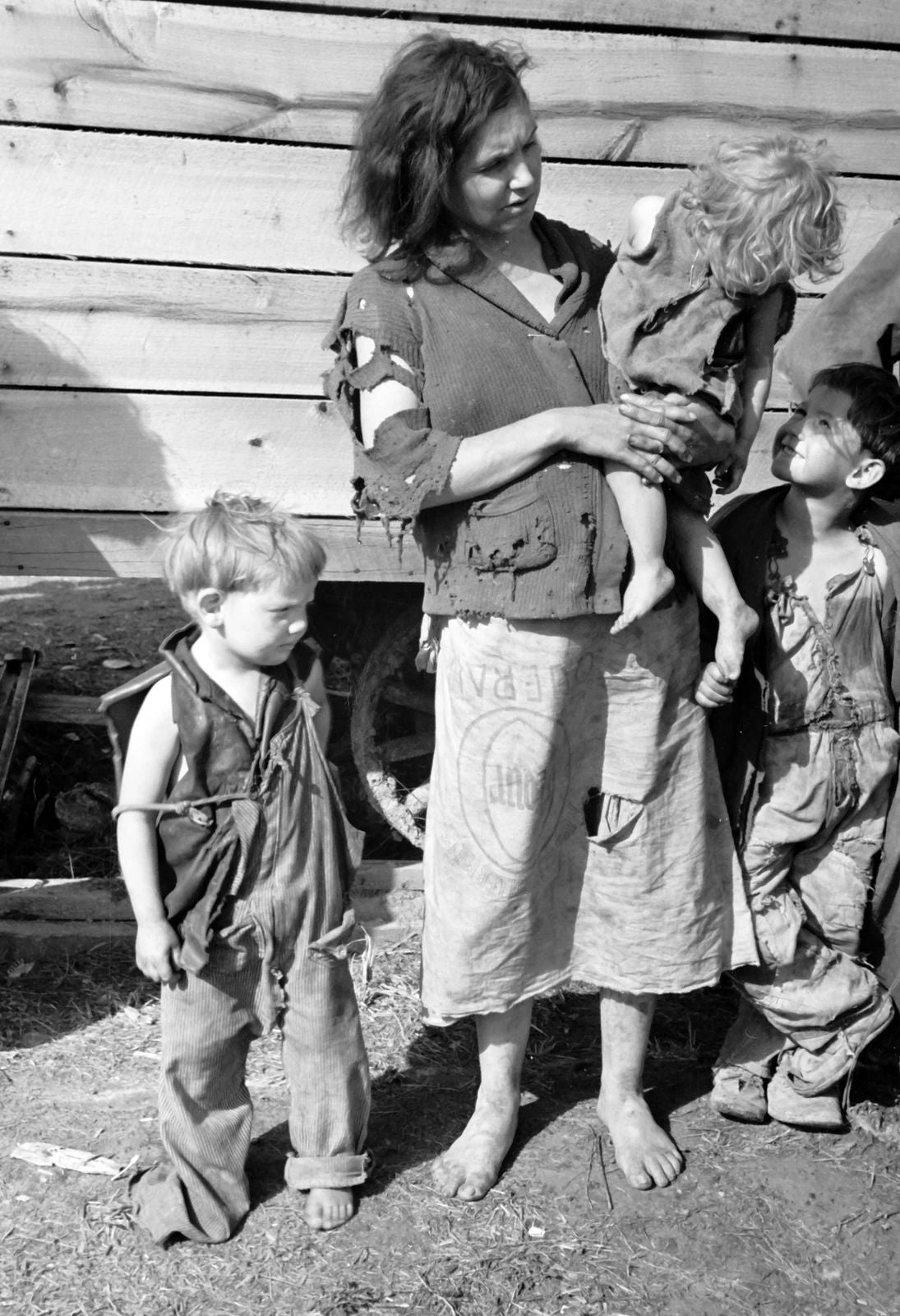 1936 Destitute Mom With Children Vintage Old Photo Reprint