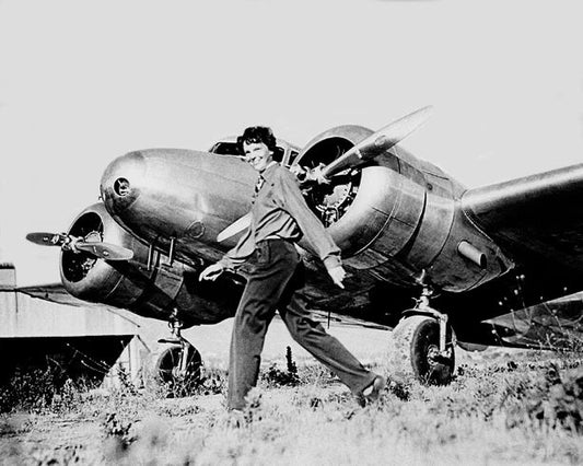 1937 Aviator Pilot Amelia Earhart Glossy Photo Airplane Print