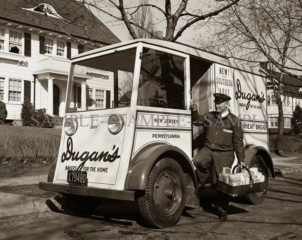1938 Dugans Bakery Truck Delivery Man Vintage Retro Picture Photo