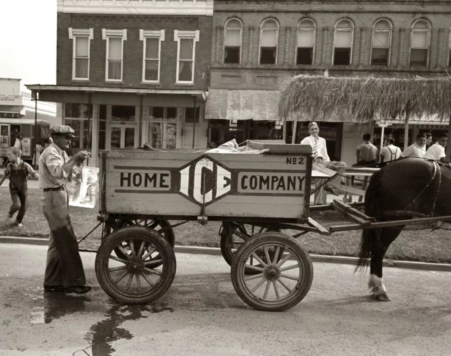 1938 Horse Drawn Home Ice Delivery Wagon Historic Vintage Picture Magnet