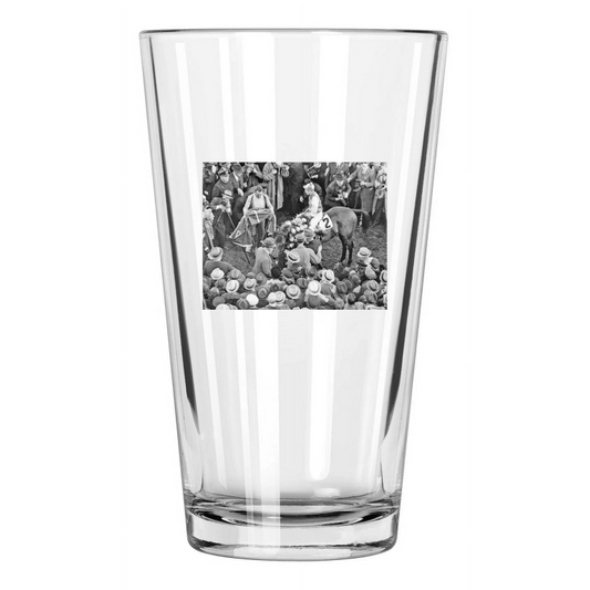1938 Seabiscuit Vs War Admiral Photo Winning Circle Pint Beer Drinking Glass