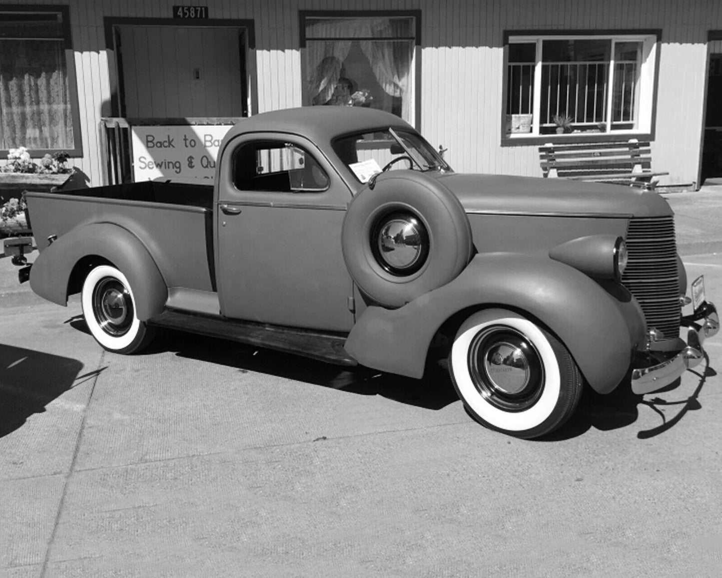 1938 Studebaker Coupe Express Pickup Truck Retro Classic Car Picture Magnet