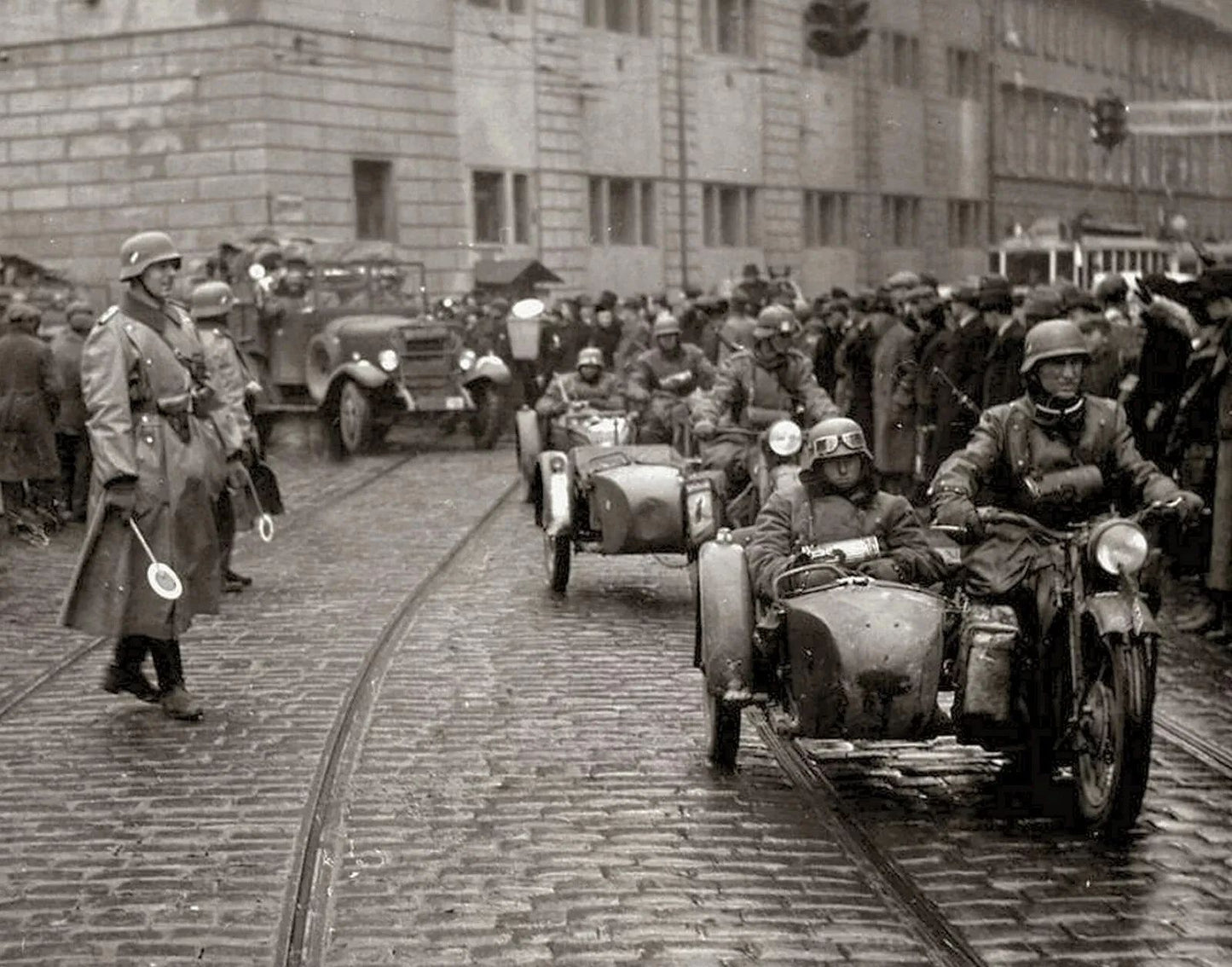 1939 Germans Invade Prague World War 2 Ww2 Retro Vintage Picture Photo