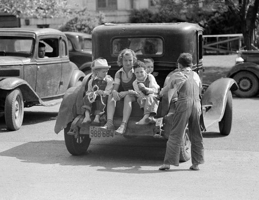 1939 Kids In The Back Of A Car Texas Vintage Old Magnet Reprint
