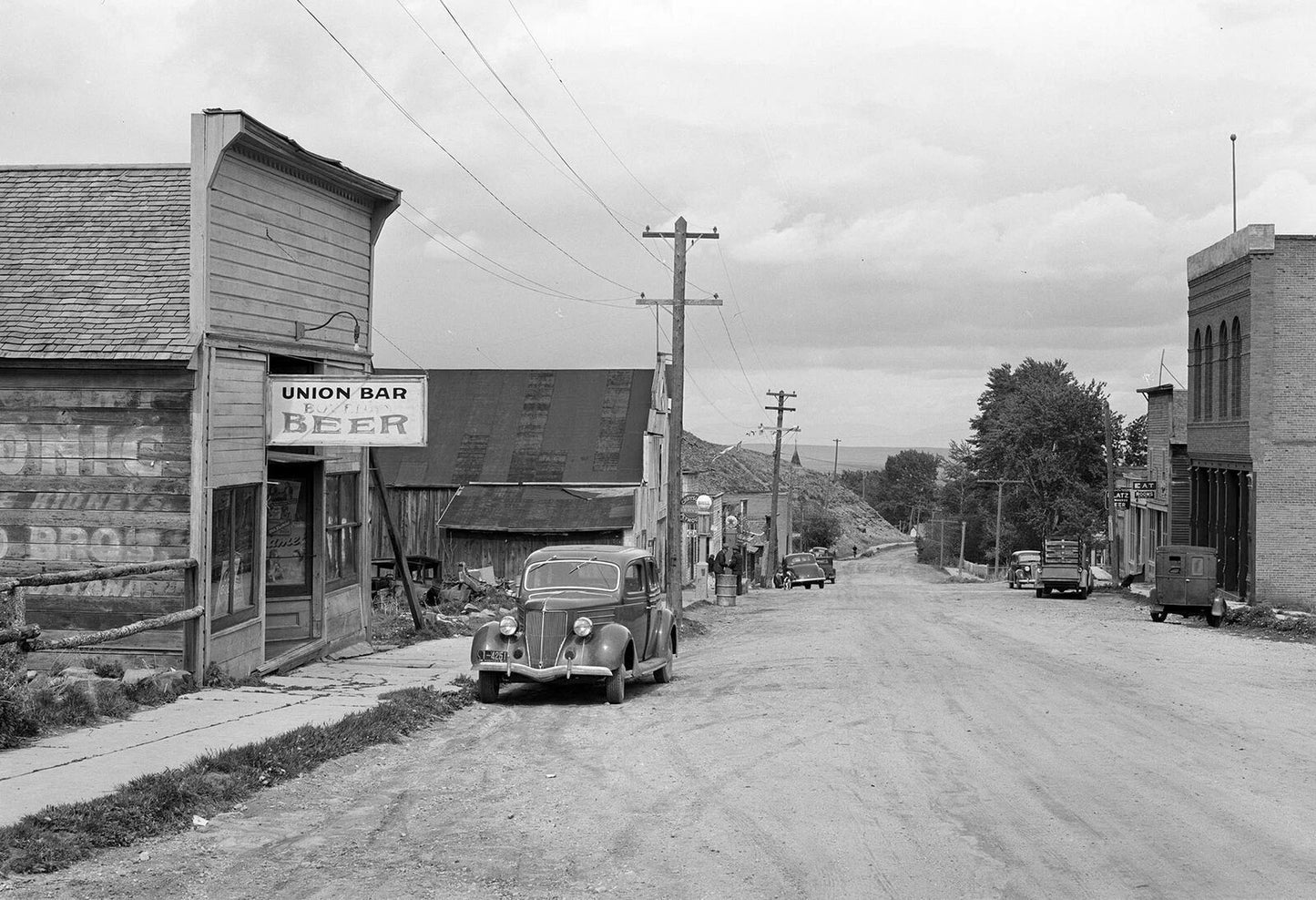 1939 Main Street Pony Montana Old Vintage Photo Reprint 300 PCS Jigsaw Puzzle