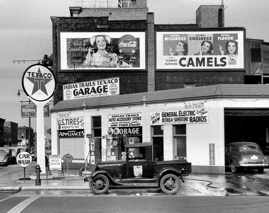 1940 Benton Harbor Texaco Gas Station Retro Vintage Picture Magnet