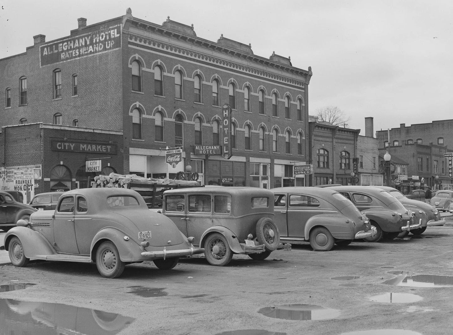 1940 Main Street Radford Virginia Classic Vintage Picture Magnet Print