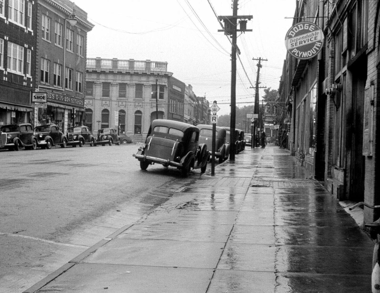 1940 Main Street Roxboro North Carolina Retro Vintage 300 Piece Jigsaw Puzzle