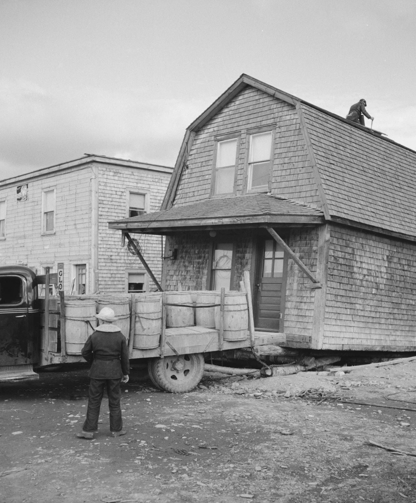 1940 Moving A House Fort Kent Maine Old Vintage Historic 300 Piece Jigsaw Puzzle
