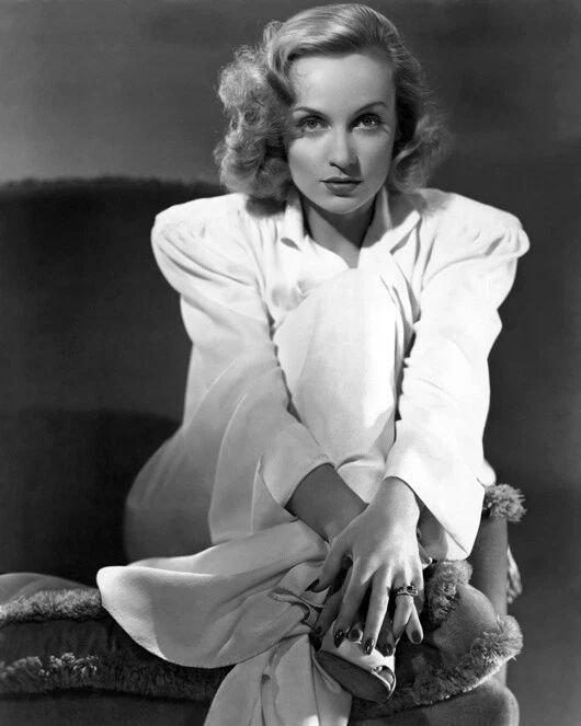 1941 Film Actress Carole Lombard Glossy Keychain Mr And Mrs Smith Keychain