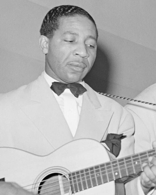 1941 Jazz Singer Lonnie Johnson Glossy Magnet Guitar Musical Magnet