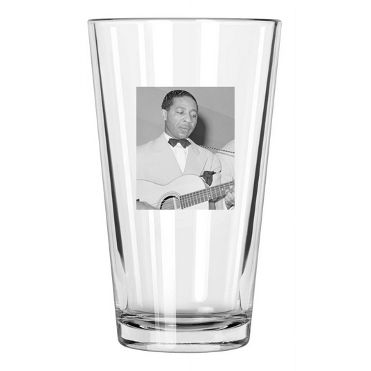 1941 Jazz Singer Lonnie Johnson Photo Guitar Musical Pint Beer Drinking Glass