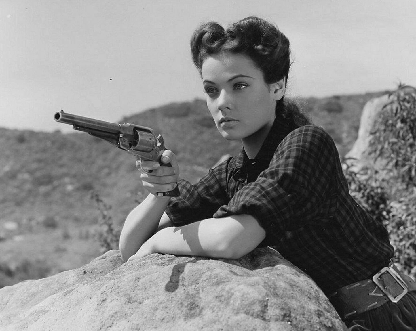 1941 Young Gene Tierney Classic Film Belle Starr Retro Picture Magnet