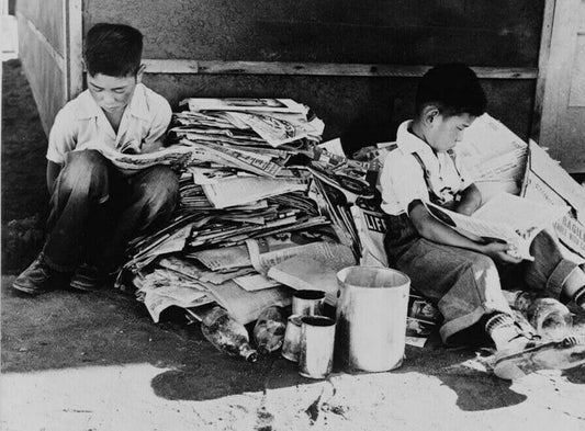 1942 Japanese Boys Looking At Newspapers Internment Camps Old Photo