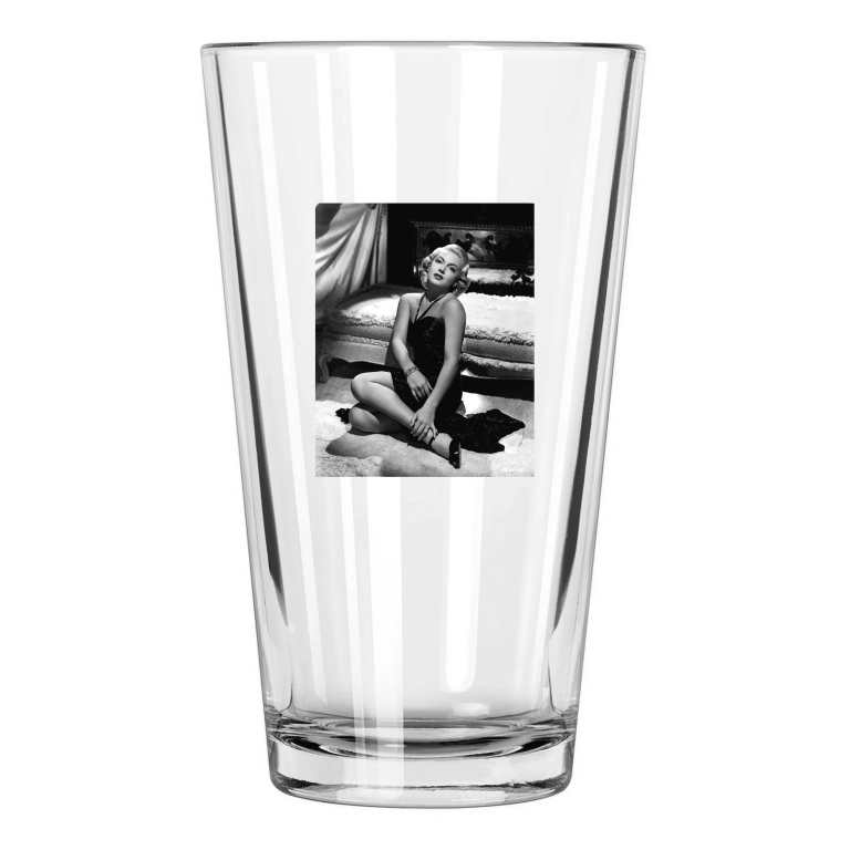1943 Movie Film Actress Lana Turner Slightly Dangerous Pint Beer Drinking Glass