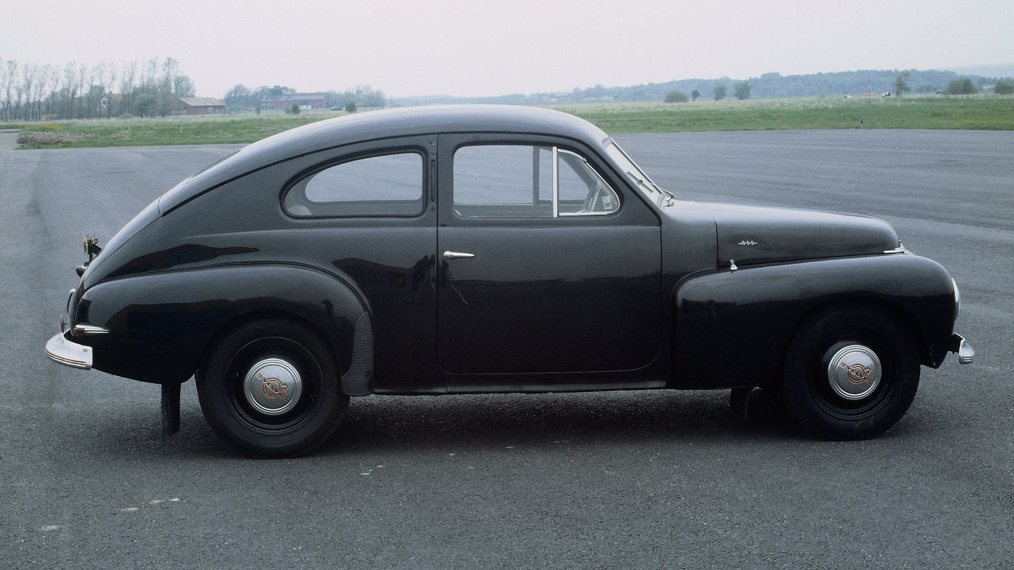 Volvo Pv444 A Hd Art Jigsaw Puzzle