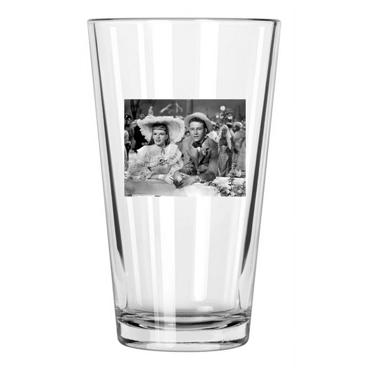 1944 Judy Garland, Tom Drake Photo Meet Me In St Louis Pint Beer Drinking Glass