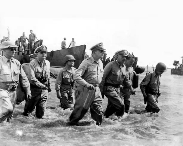 1944 World War Ii Douglas Macarthur Glossy Magnet Us Army At Leyte Print