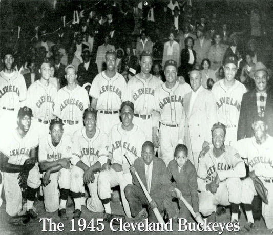 1945 Cleveland Buckeyes Team Photo Baseball Picture Negro League