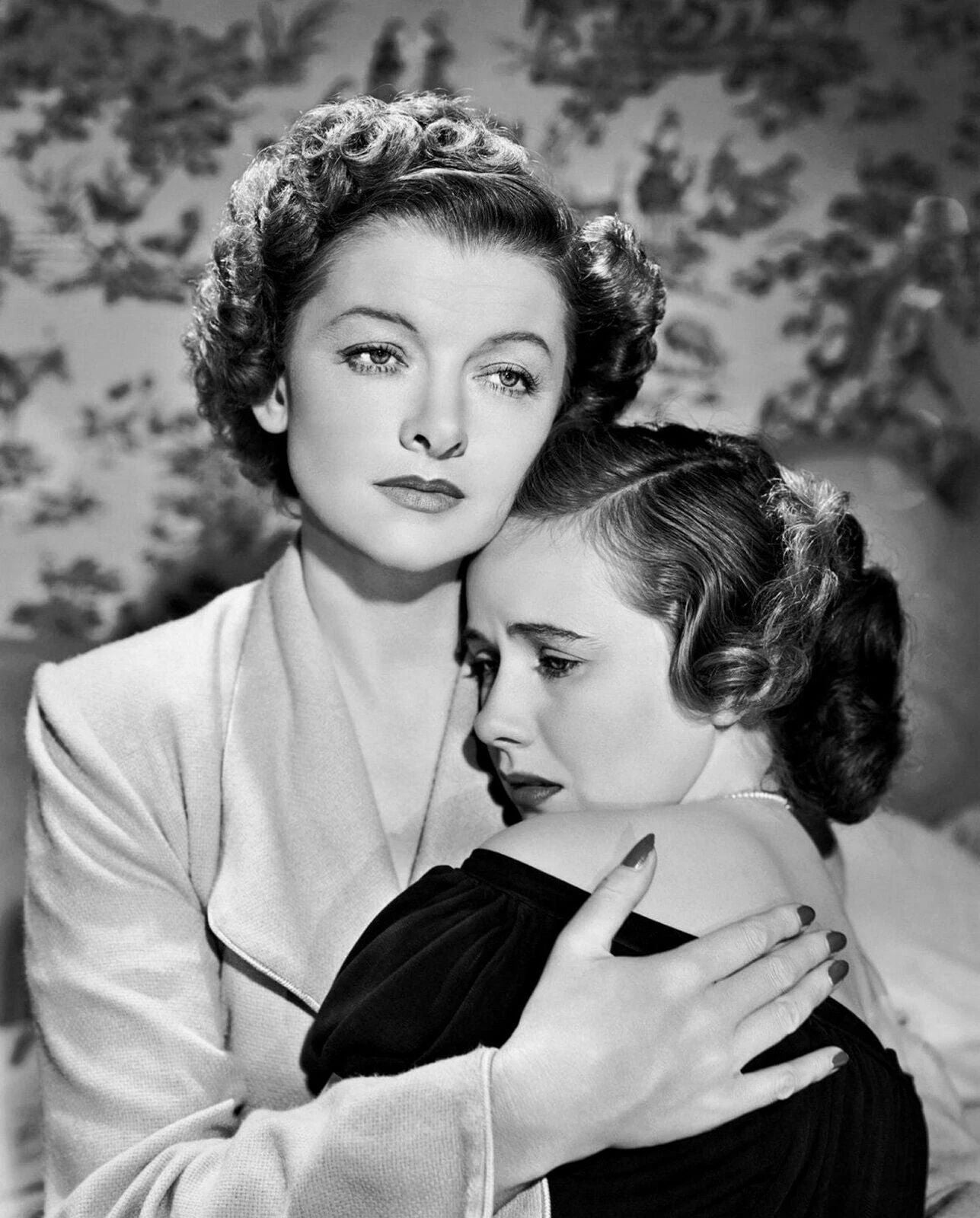 1946 Myrna Loy & Teresa Wright In The Best Years Of Our Lives Keychain Keychain