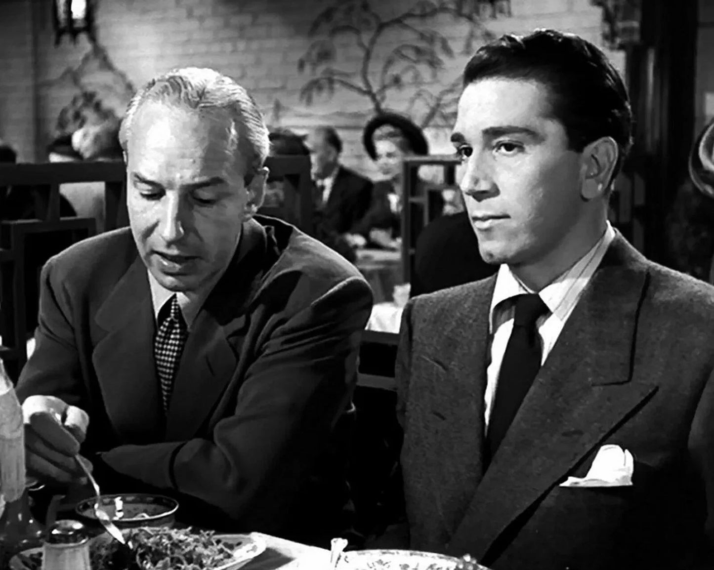 1946 Richard Conte & Lloyd Nolan In Somewhere In The Night 300 PCS Jigsaw Puzzle