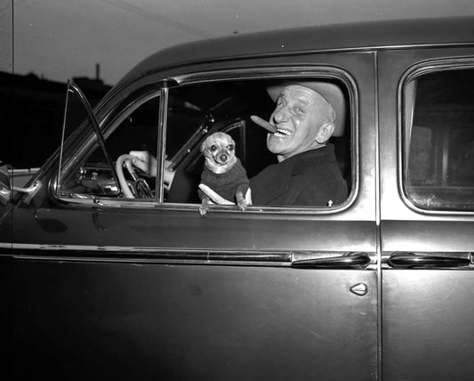 1947 Actor Jimmy Durante In His Car Funny Picture Photo