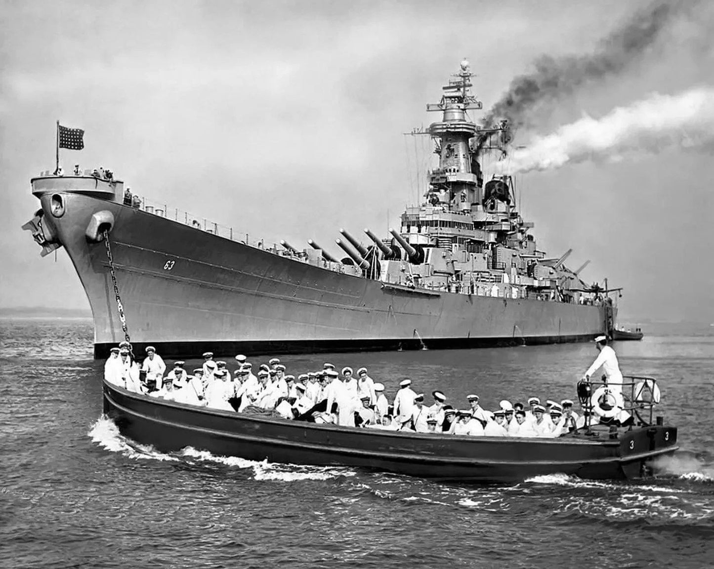 1948 Uss Missouri In Port Us Navy Sailors Black & White Picture Keychain