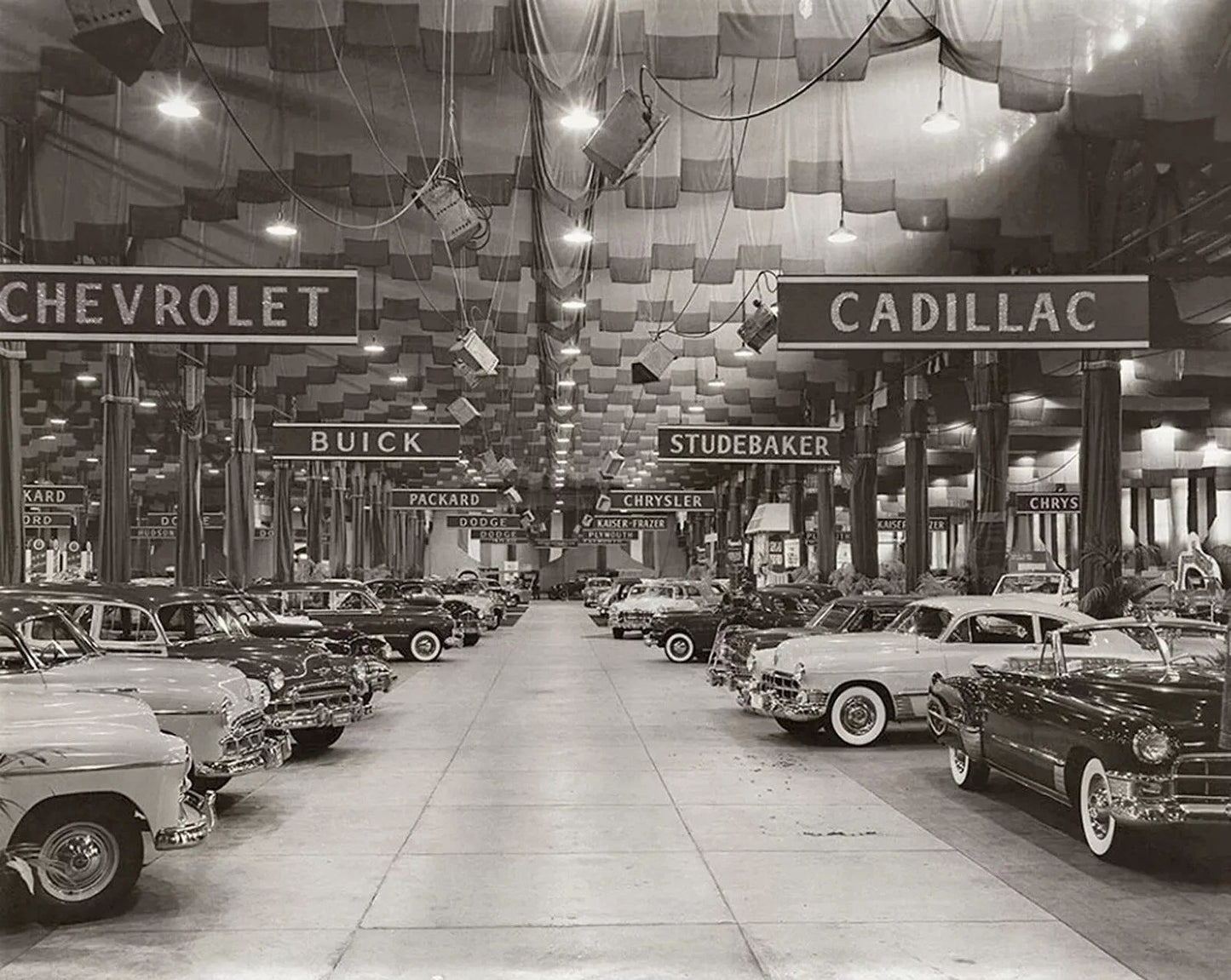 1949 Philadelphia Automobile Show Classic Vintage Car Picture Magnet