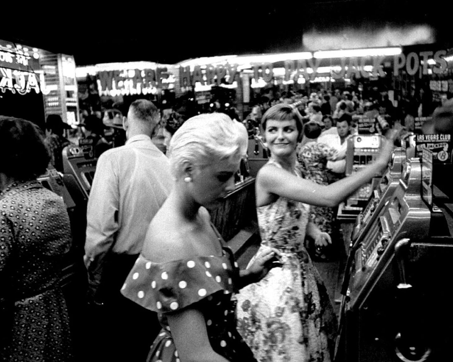 1950S Las Vegas Tourist Playing Slot Machines In A Casino Picture Magnet