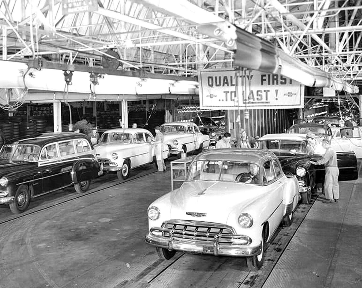 1952 Chevrolet Factory Assembly Line Classic Car Historic Picture Magnet