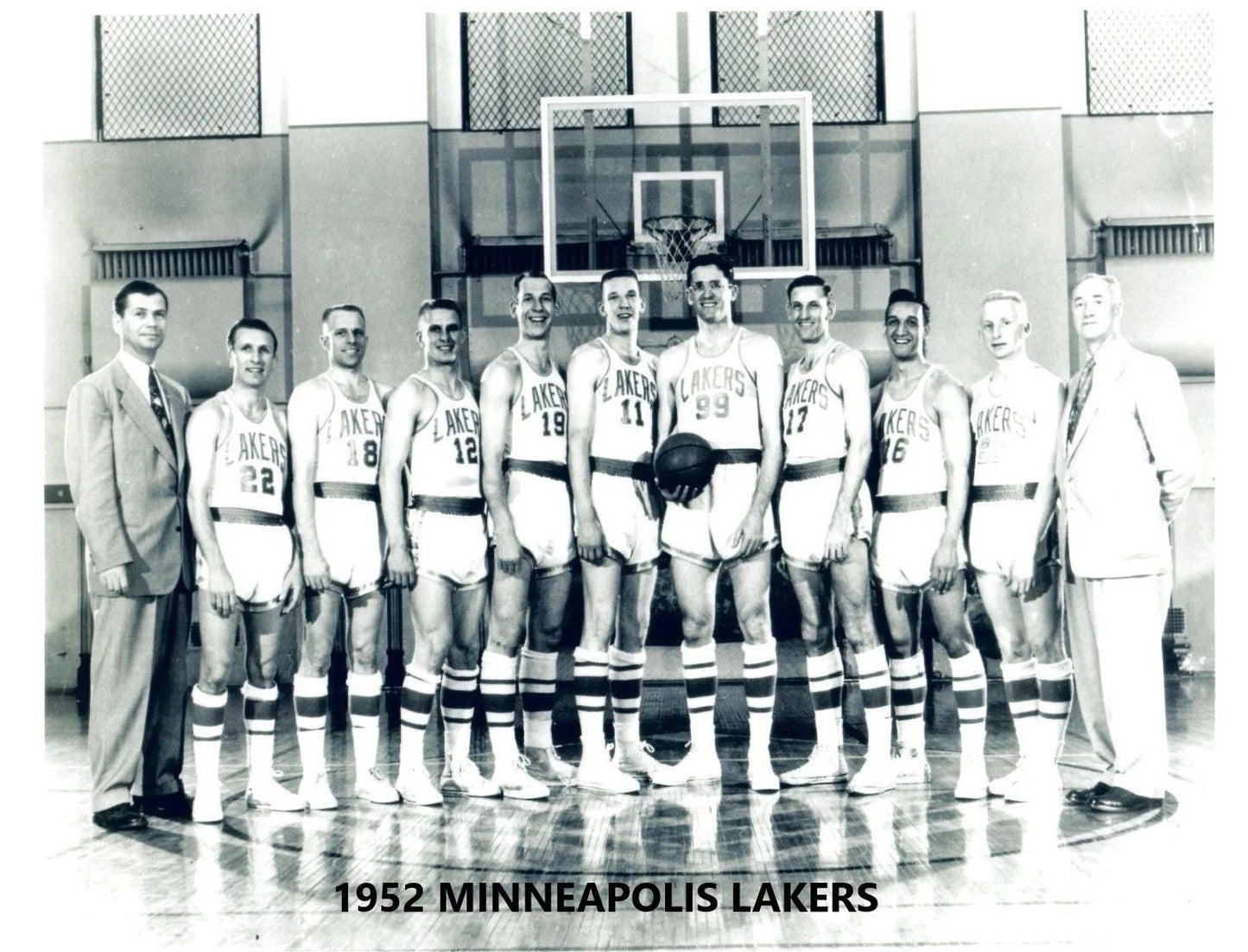 1952 Minneapolis Lakers Team Keychain Basketball Picture Nba La