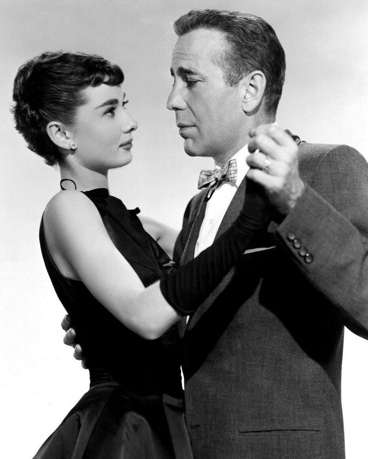 1953 Humphrey Bogart & Audrey Hepburn In Sabrina Classic Film Keychain Keychain
