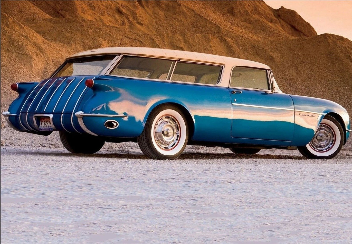 1954 Chevrolet Corvette Station Wagon American Concept Car 300 PCS Jigsaw Puzzle