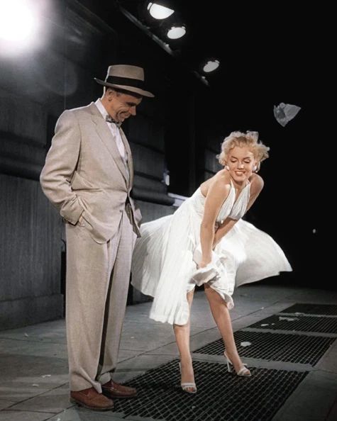 1955 'The Seven Year Itch' Marilyn Monroe And Tom Ewell Glossy Keychain Print