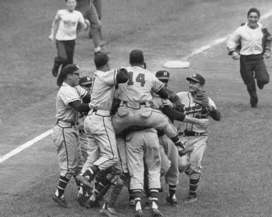 1957 Milwaukee Braves Photo Baseball Mlb Celebration 300 Piece Jigsaw Puzzle