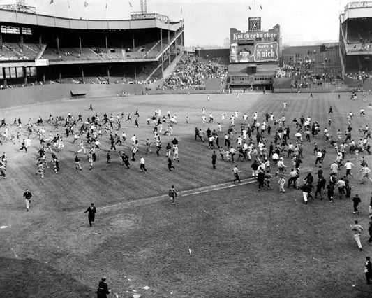 1957 New York Giants Polo-Grounds Glossy Keychain Last Game Print Field Keychain
