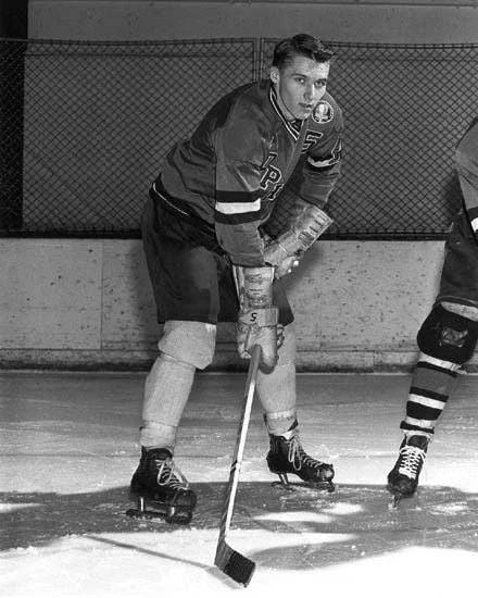 1959 Minnesota Gophers Herb Brooks Glossy Magnet College Hockey Pose Print