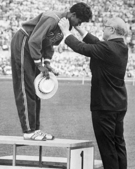 1960 Usa Sprinter Wilma Rudolph Glossy Magnet Rome Olympics Gold Medal 1