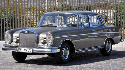 Mercedes Benz Se Hd Art Print Poster