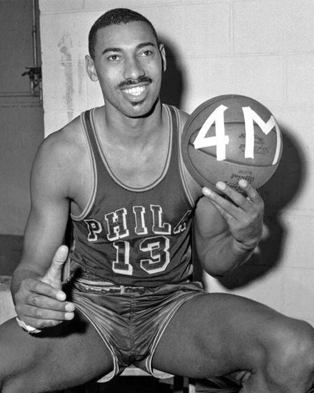 1962 Philadelphia Warriors Wilt Chamberlain Glossy Keychain 4,000 Points