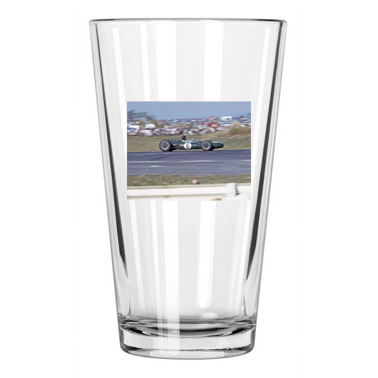 1963 Dan Gurney Photo Us Grand Prix Brabham Bt7 Pint Beer Drinking Glass