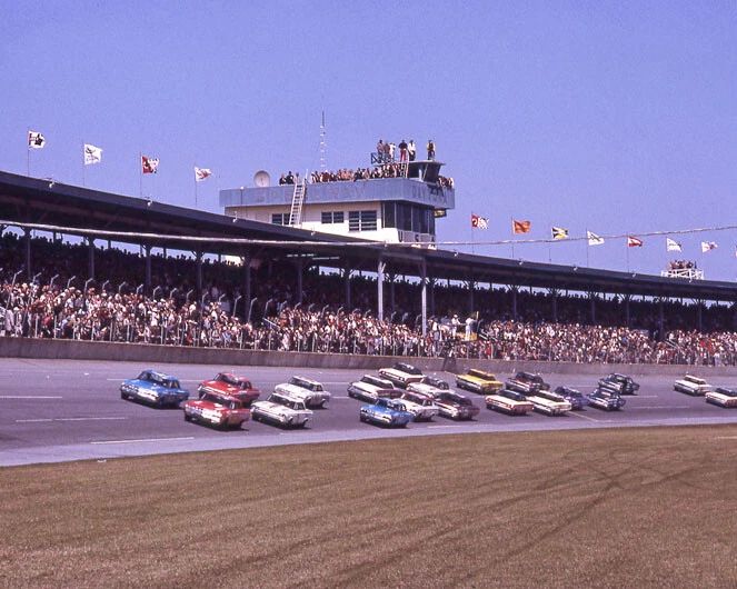 1964 Daytona 500 Keychain Richard Petty And Paul Goldsmith Start Of Race