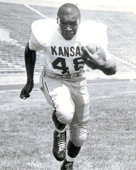 1964 'The Kansas Comet' Gale Sayers Glossy Magnet College Football Print
