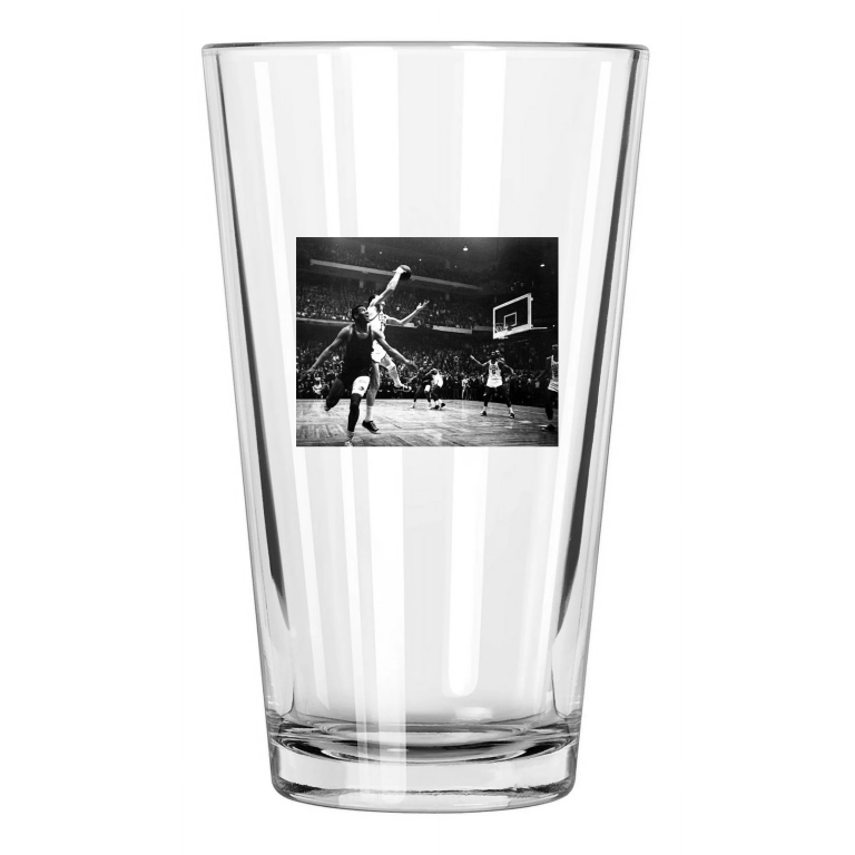 1965 Boston Celtics John Havlicek Stole The Ball Photo Pint Beer Drinking Glass