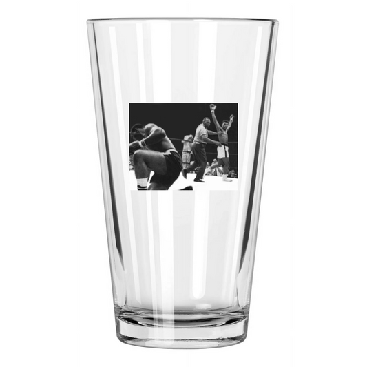 1965 Boxing Champ Cassius Clay Muhammad Ali Photo Pint Beer Drinking Glass
