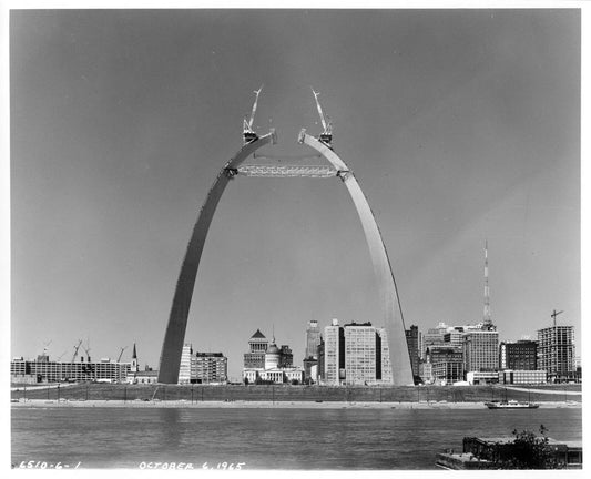 1965 Construction On Gateway Arch St Louis Vintage Old 300 Piece Jigsaw Puzzle